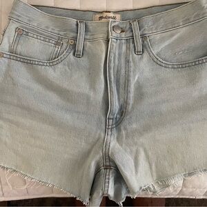 Madewell Shorts size 27- NEW without tags